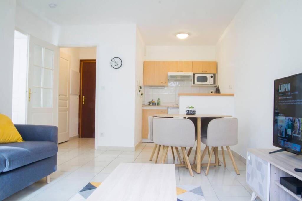 L'Olympic Apartment Chalezeule Ngoại thất bức ảnh